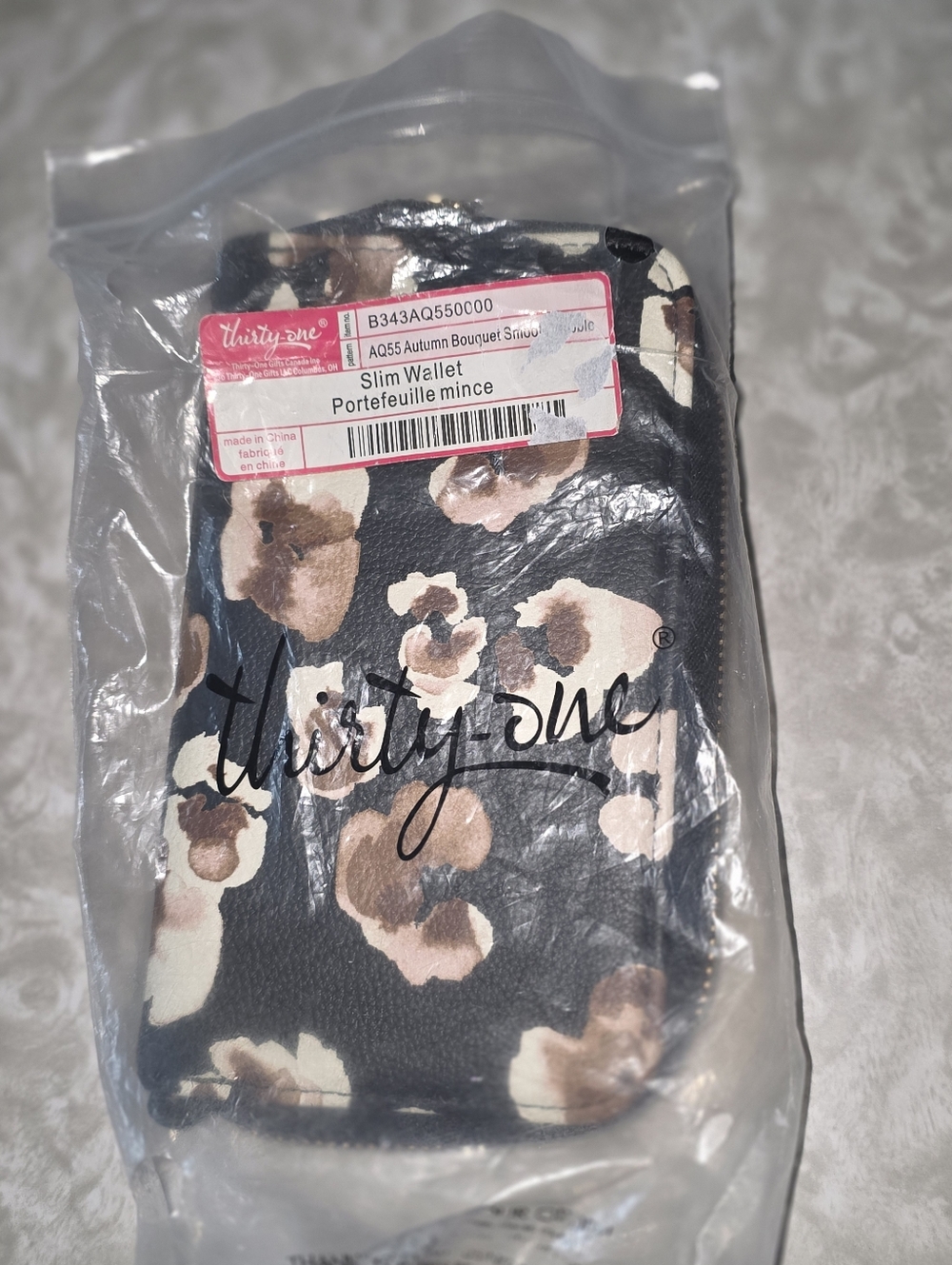 Thirty-One Plaid Slim Wallet in Autumn bouquet